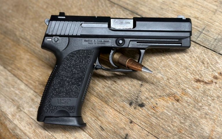 HECKLER-KOCH-USP-V1-.45ACP-HK-1 guns of heat movie