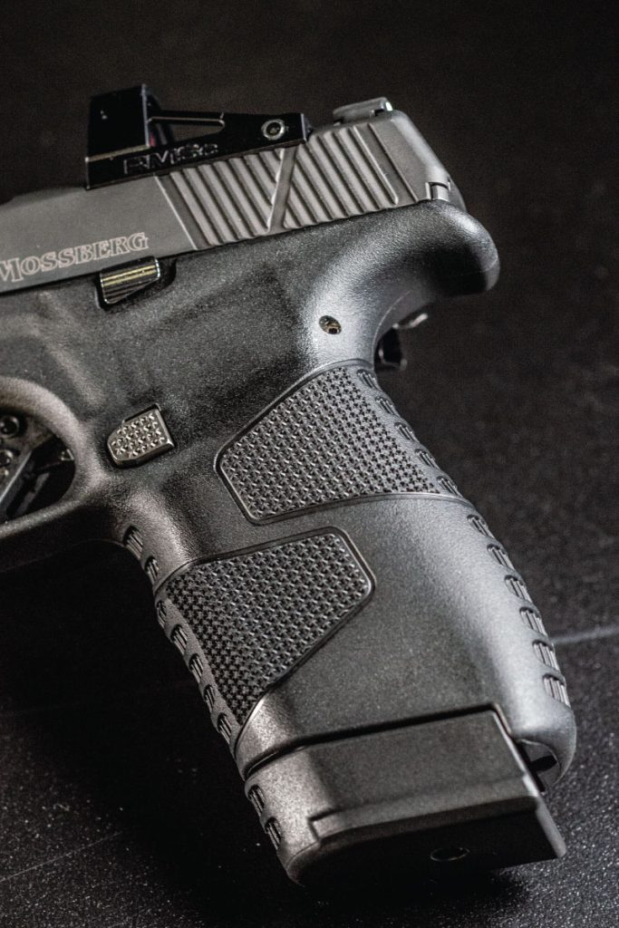 Mossberg MC2c compact handguns Grip panels are integrated with aggressive texturing for added control for a confident, firm grip under a variety of conditions