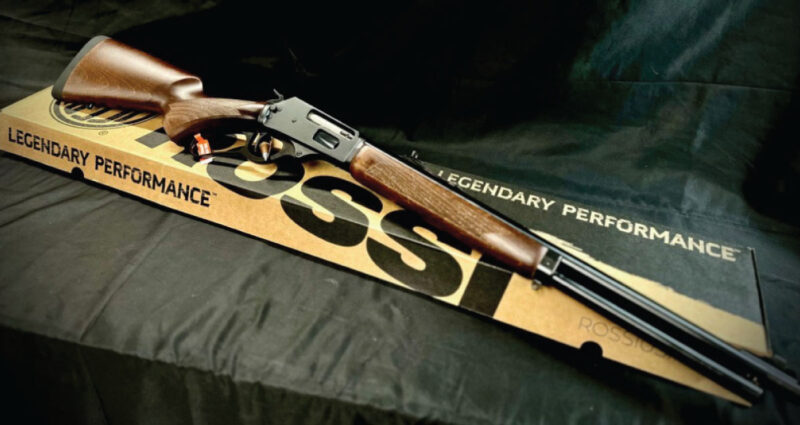 Rossi R95 45-70 Government, features a hammer-forged barrel and a hardwood walnut finish.