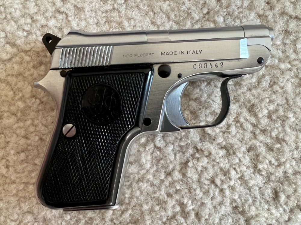 Top 24 Products Sold With the Highest Bid Counts on