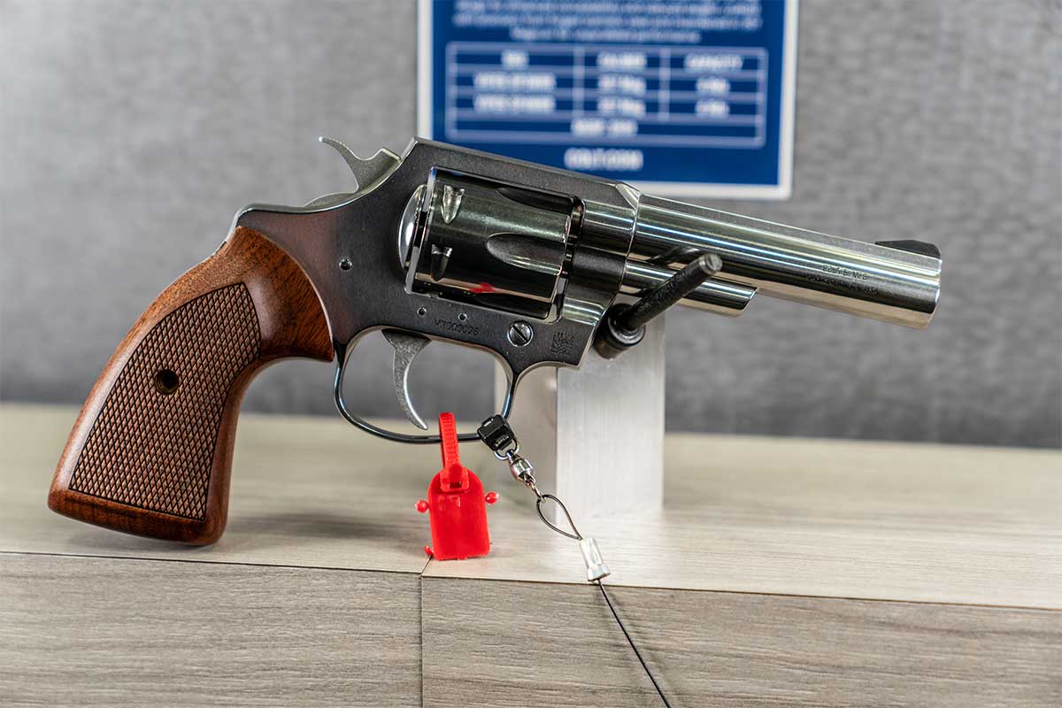 features of Colt Viper revolver - new for 2024