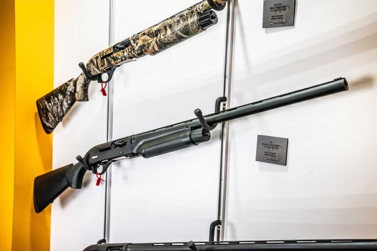 features of Spandau S2 series Shotgun from SDS Imports with realtree max7