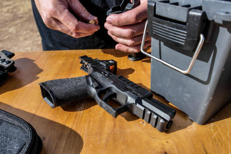 Loading the Springfield Echelon 4.0C on the range