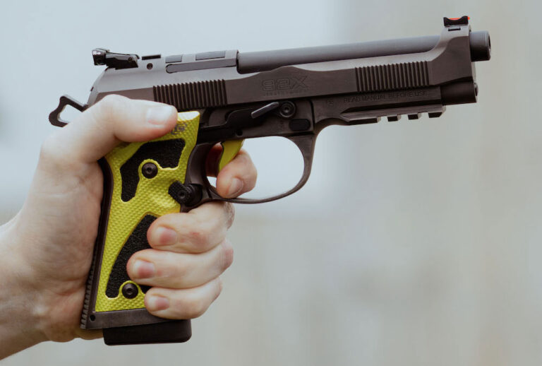 Beretta 92X Performance Carry Optic Dark Series