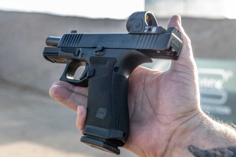 GLOCK 17 Gen 6. Big grip. Bigger control.