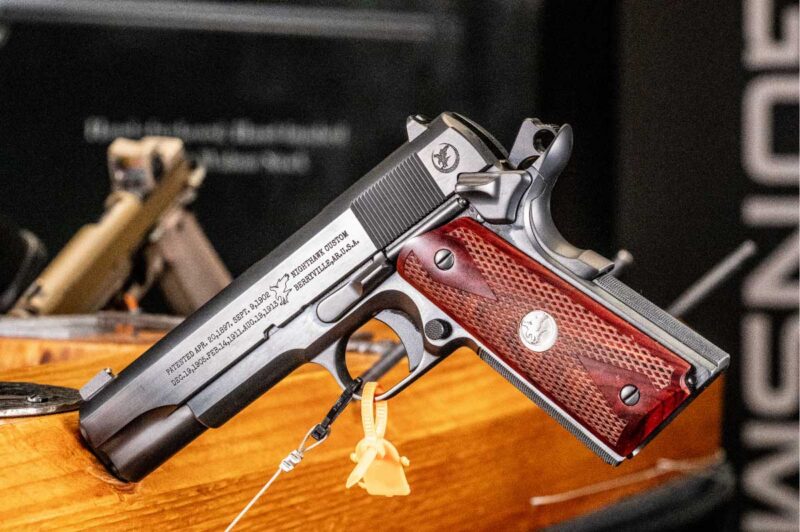 Traditional vertical slide serrations and vintage roll marks complete the authentic look of the GI Plus.