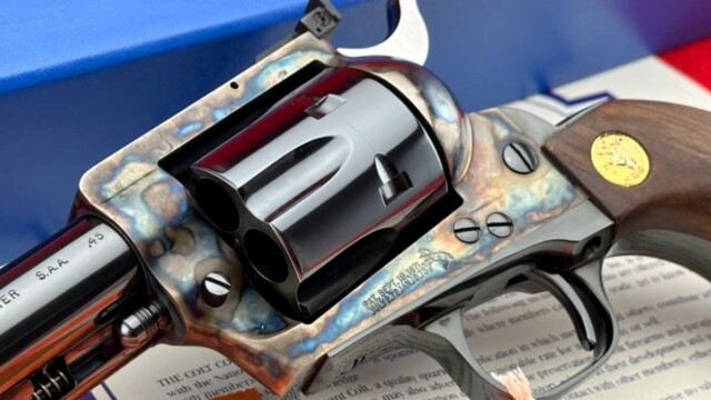 FIRST-YEAR-2012-Colt-Custom-Shop-SAA-New-Frontier-Royal-Blue-45LC_cylinder_grip_detail_2
