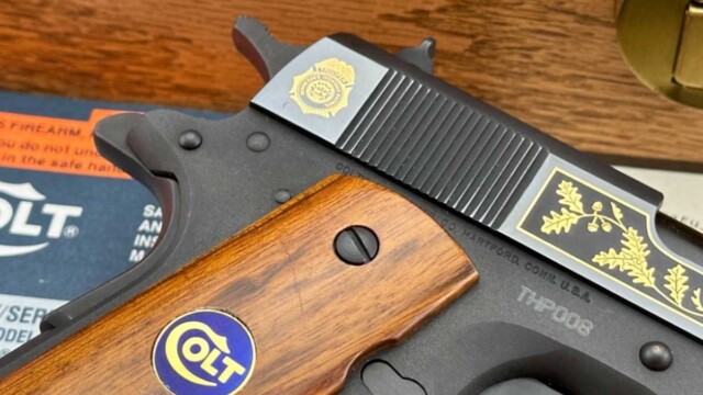 _Rare-1996-Colt-1911_Tennessee-Highway-Patrol_FACTORY-ENGRAVED_hammer_grip_detail