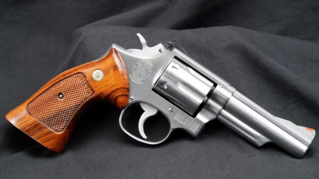 Smith & Wesson S&W Model 66 .357 Combat Magnum 4" DA/SA Revolver, Made in 1976
