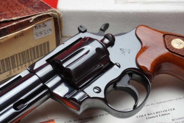 Colt-Boa-680-of-1000-In-Box-Lettered-Collector_closeup_Detail_2