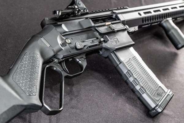 features-of-Bond-Arms-LVRB-lever-action-gun-Gunbroker