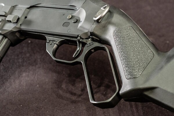 features-of-Bond-Arms-LVRB-lever-action-guna-Gunbroker-8