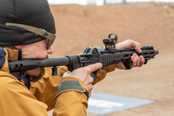 putting rounds downrange with the NEW Keltec-SUB2000-Gen3